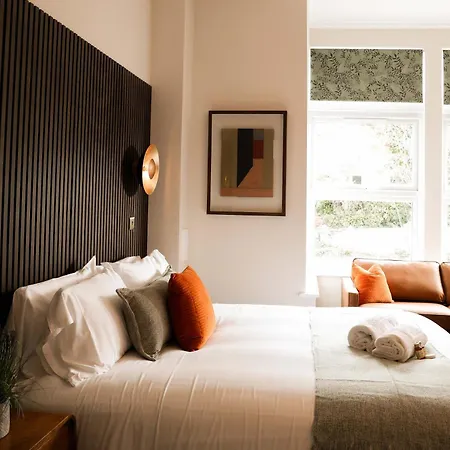 Lovely Flat On Bath Road - Flat 1 * Bristol