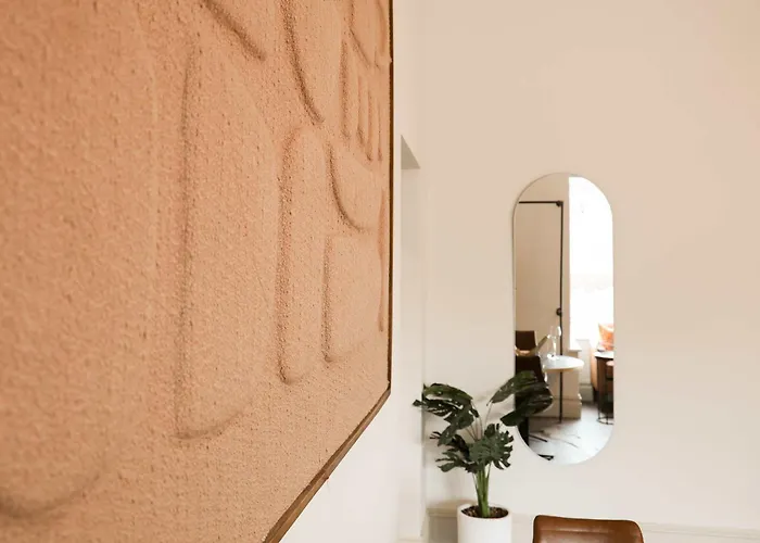 Lovely Flat On Bath Road - Flat 1 * Bristol