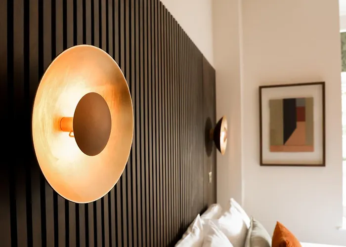 Lovely Flat On Bath Road - Flat 1